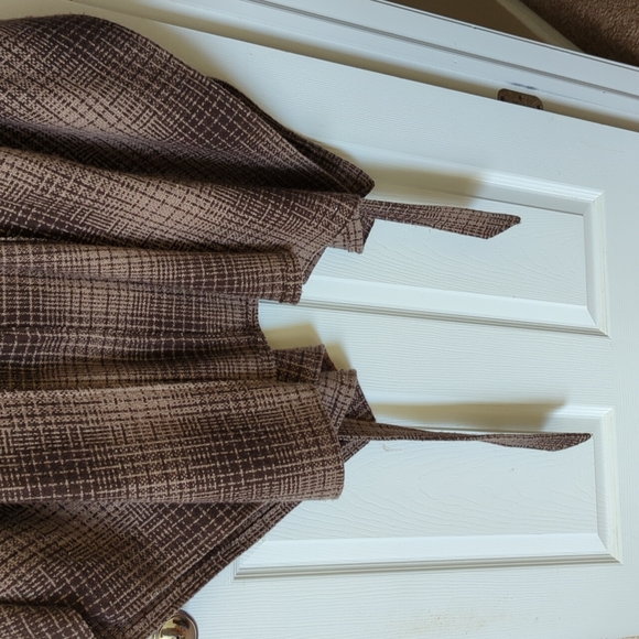 Ann Taylor wool poncho with belt - Picture 2 of 3